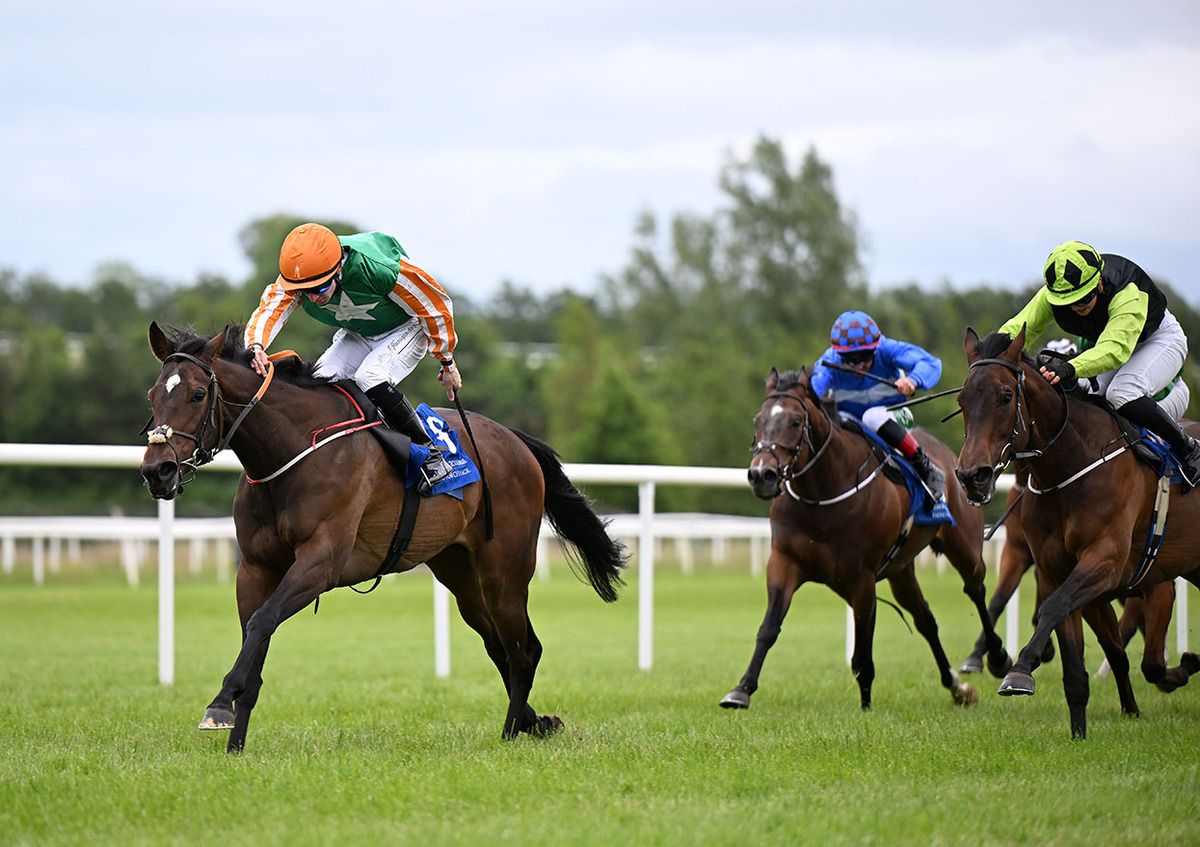 Imnotleavinyou and Wesley Joyce 