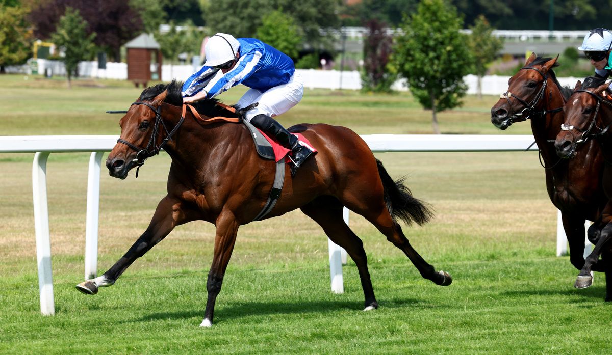 Bint Archange and Ryan Moore 