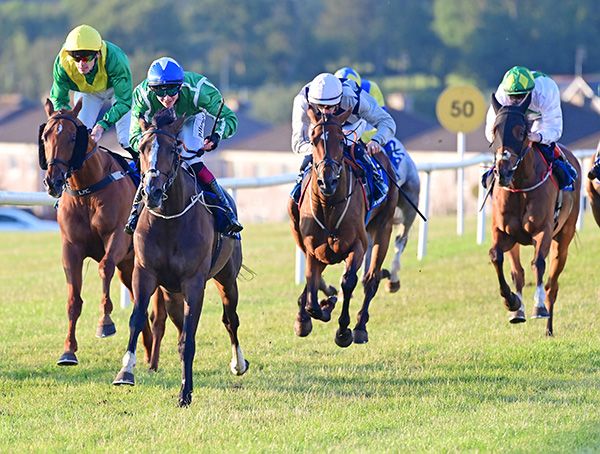 Bynx (blue cap) collects under Paddy Harnett