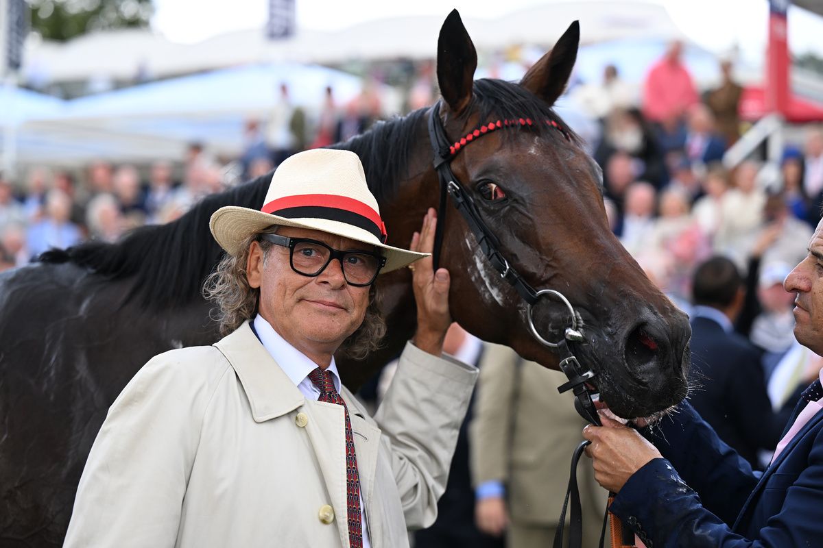 Owner George Waud with Great Voltigeur winner Maltese Cross