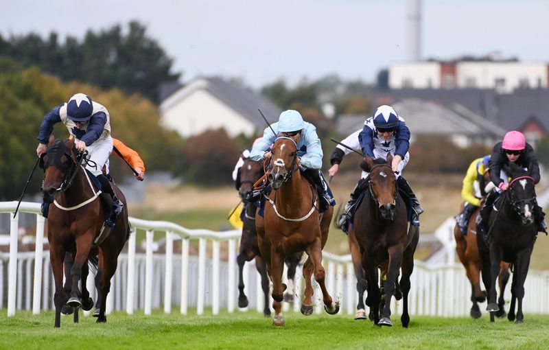 Chantez and Gary Carroll left win for trainer Ger Lyons 