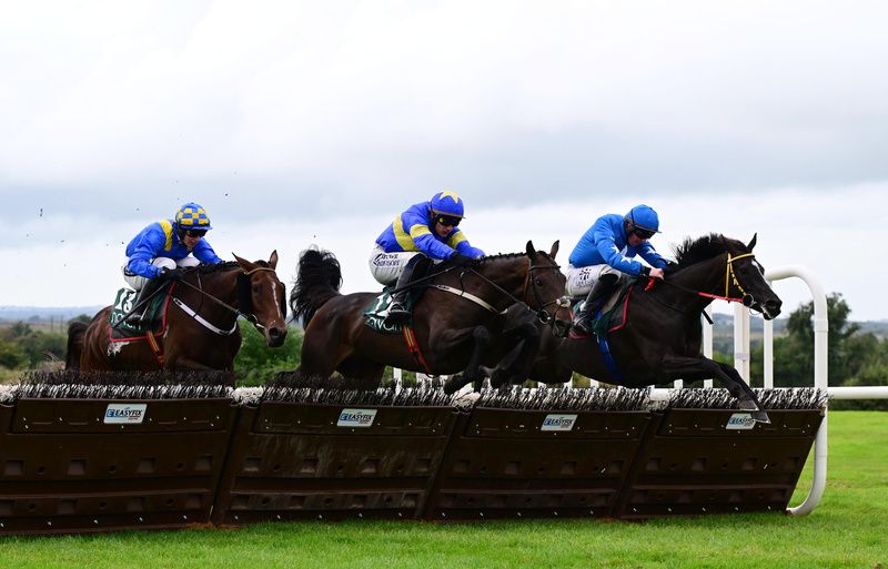 Emerald Enigma and Paul Townend, centre