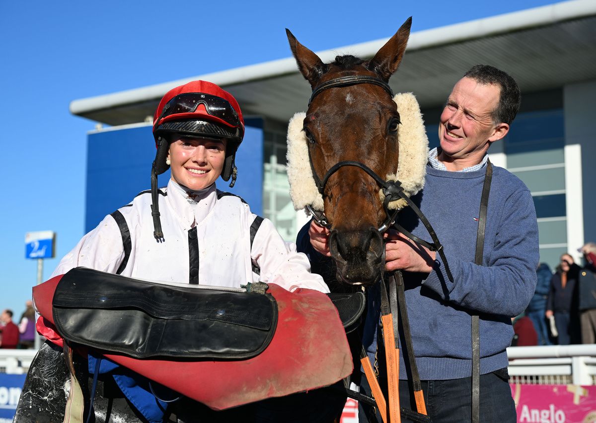 Fenway Park and Jessica Stokes win for trainer and Dad Nicky Stokes Healy Racing