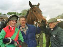 James Bowe with Paul Carberry, Michael Bowe & Limestone Lad