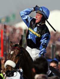 Robbie Power & Silver Birch (c)Inpho/Getty Images